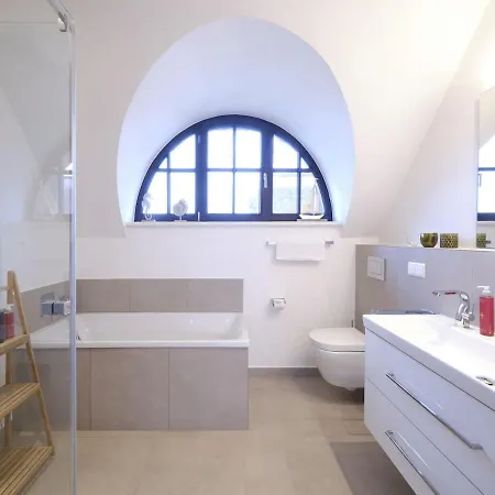 Reetland Am - Luxusplus Reetdachvilla Mit 4 Schlafzimmern, Sauna Und Kamin G13 Dranske