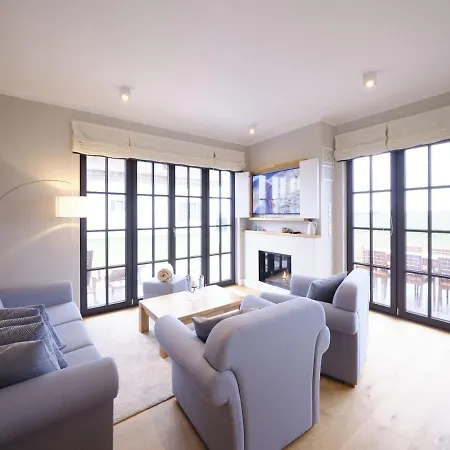 Reetland Am - Luxusplus Reetdachvilla Mit 4 Schlafzimmern, Sauna Und Kamin G13 Dranske