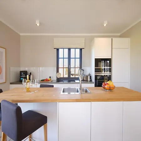 Reetland Am - Luxusplus Reetdachvilla Mit 4 Schlafzimmern, Sauna Und Kamin G13